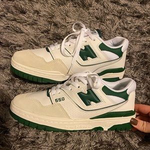 New Balance 550 white green size 8